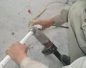 东湖漏水维修电话