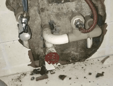 东湖卫生间漏水维修公司专业为您介绍下东湖查漏水的服务流程是怎么样的。首先需求找专业的师傅走效